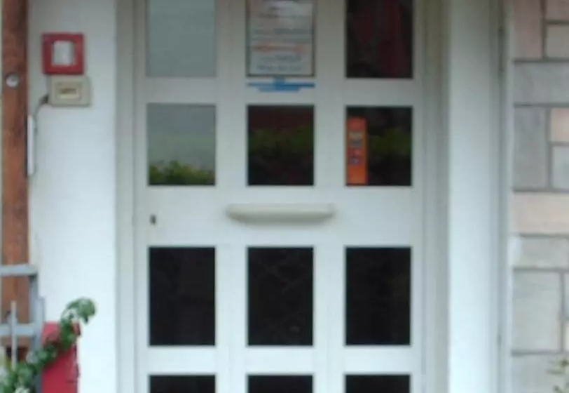 Hotelli Triana E Tyche