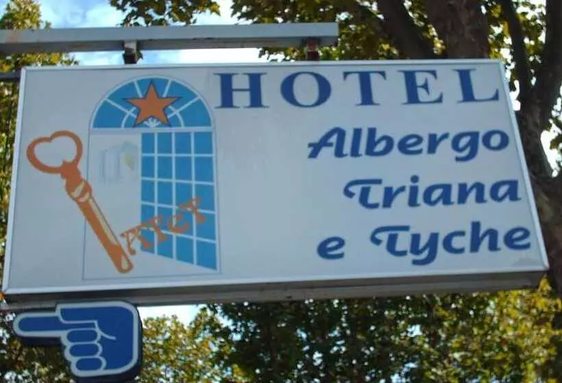 Hotelli Triana E Tyche