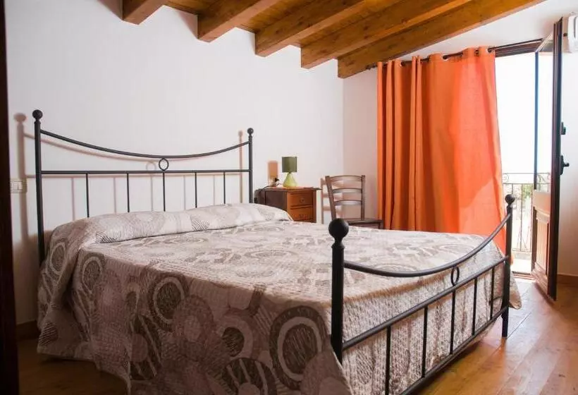 مسافرخانه Donna Carmela Sede Unica A Sciacca