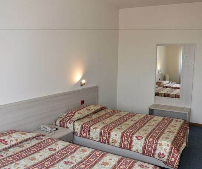 בית מלון כפרי Fiesta