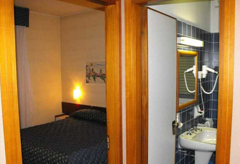 בית מלון כפרי Fiesta