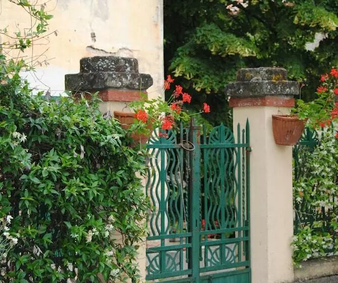 هتل Torre Di Jano