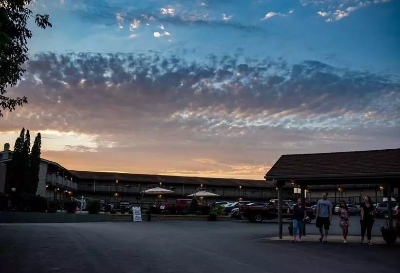 Hotelli Capt. Thomson S Resort