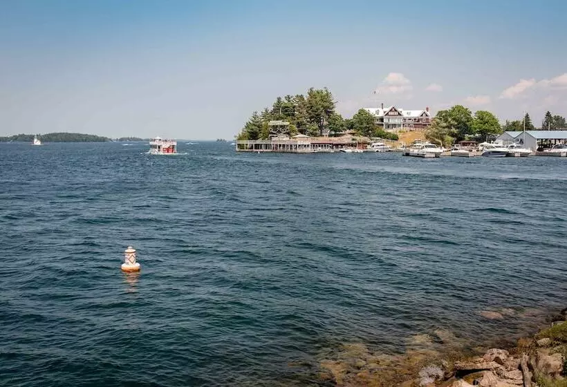 Hotelli Capt. Thomson S Resort