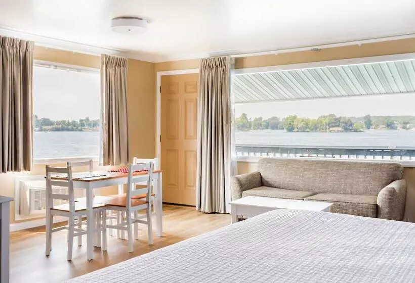 Hotelli Capt. Thomson S Resort