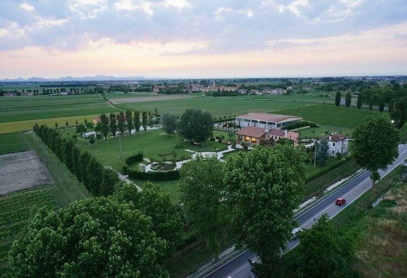 فندق ريفى Fondo San Benedetto