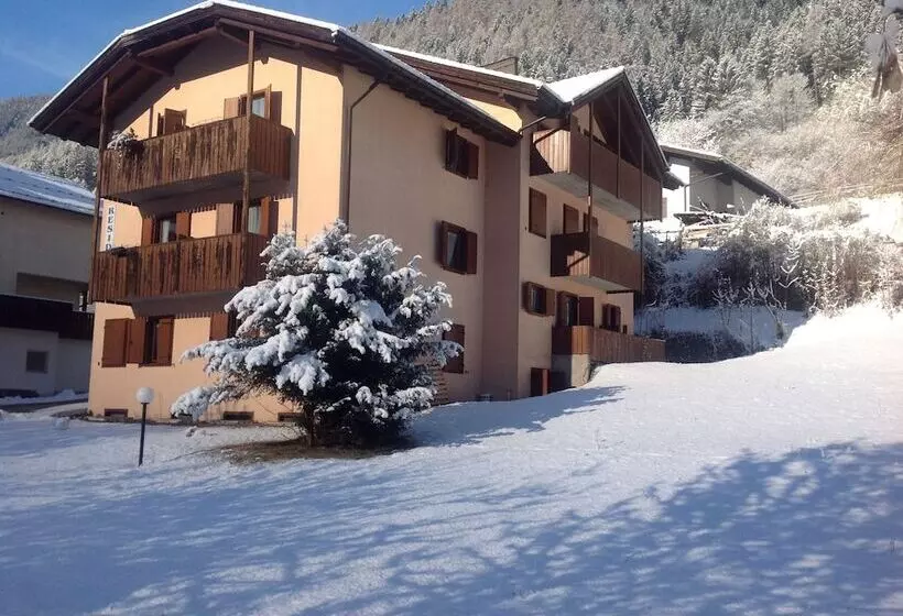 Residenssi Garnì Predel