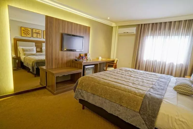 ホテル Bourbon Dom Ricardo Aeroporto Curitiba Business