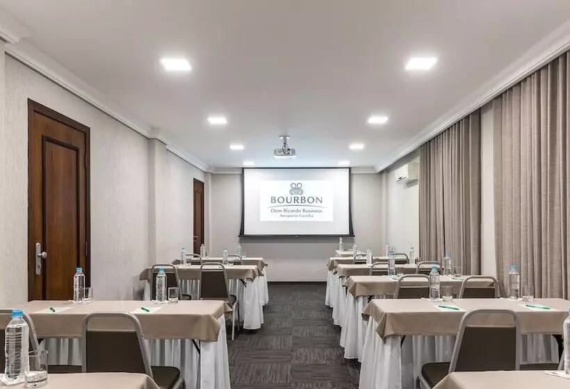 ホテル Bourbon Dom Ricardo Aeroporto Curitiba Business