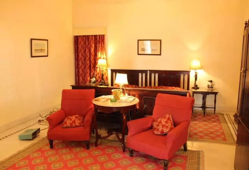 ホテル Brijraj Bhawan Palace