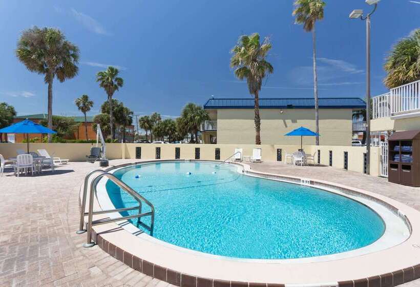 Otel Days Inn By Wyndham Cocoa Beach Port Canaveral