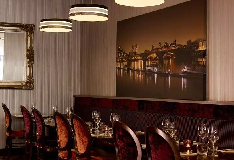 בית מלון כפרי Doubletree By Hilton London Chelsea