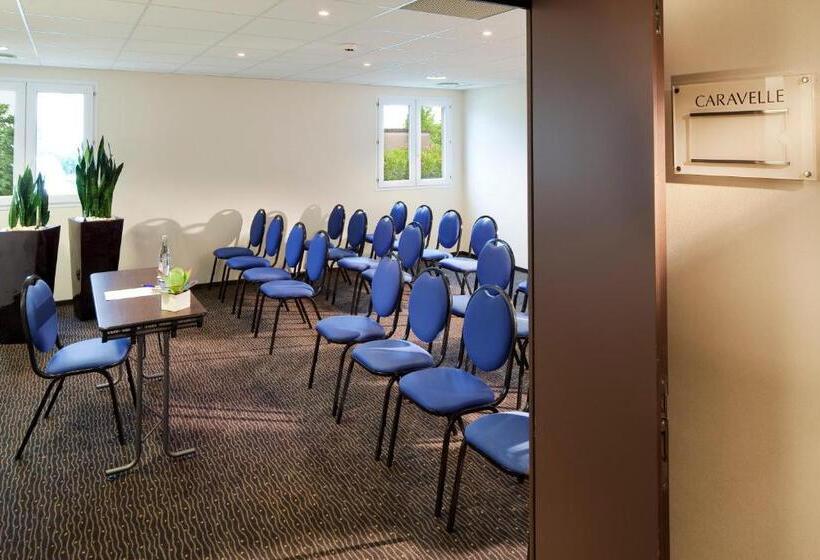 هتل Escale Oceania Nantes Aéroport