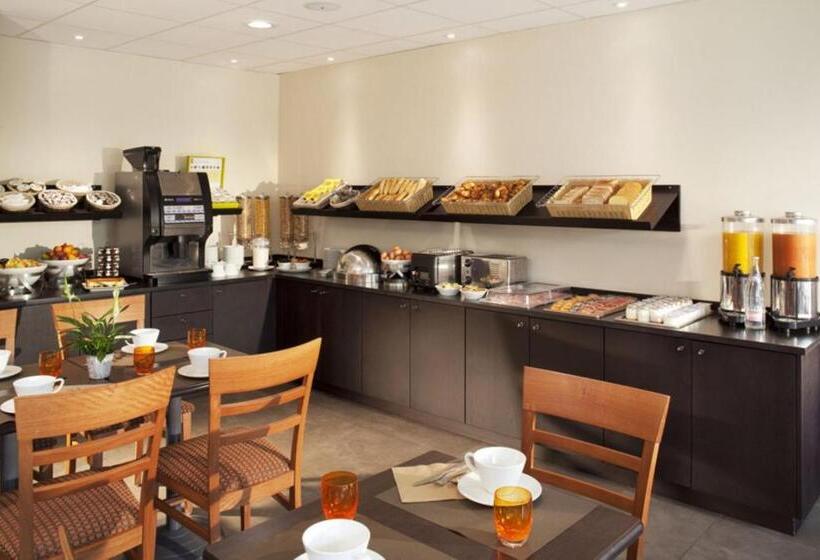 هتل Escale Oceania Nantes Aéroport