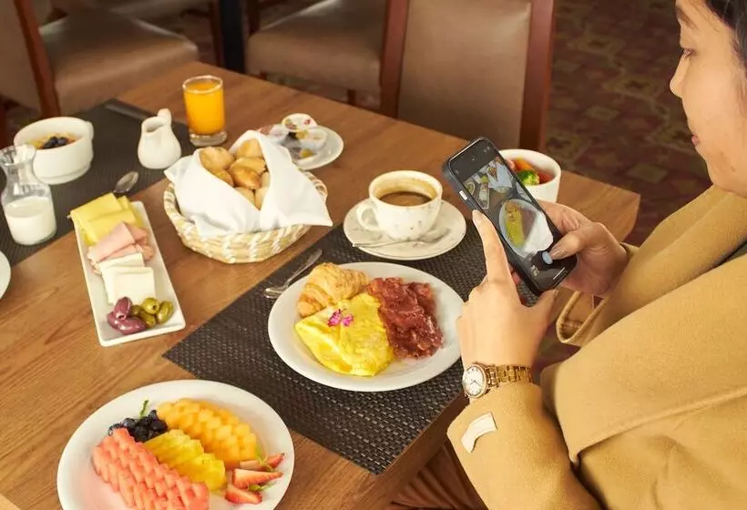 هتل Estelar Miraflores