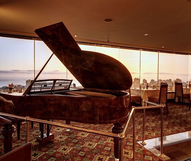 Отель Estelar Miraflores