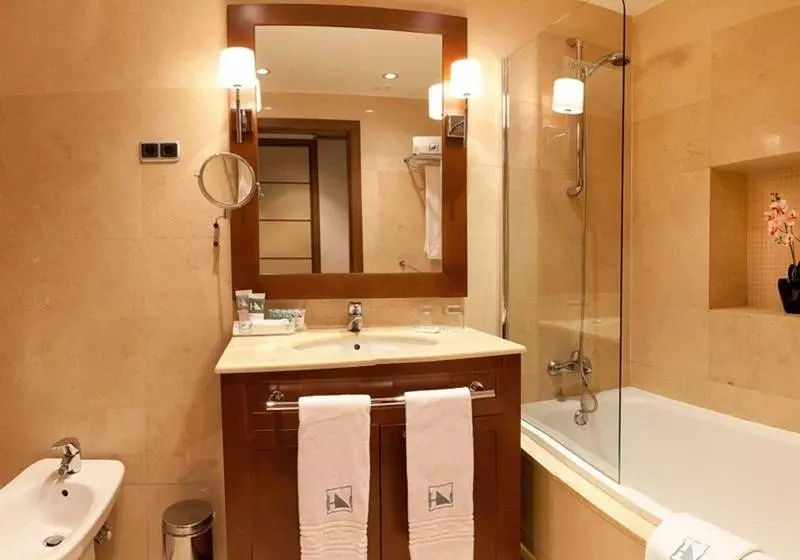 هتل Eurostars Diana Palace