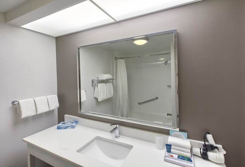 فندق Four Points By Sheraton Charlotte/pineville