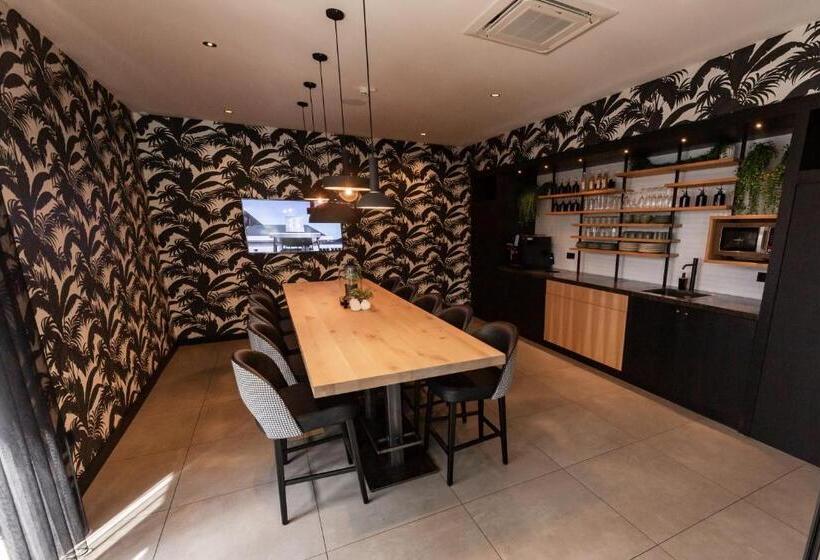 Gr8 Hotel Oosterhout