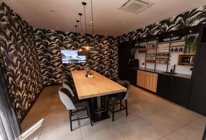 Gr8 Hotel Oosterhout