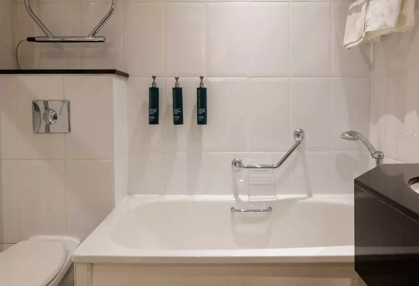 Отель Hilton York