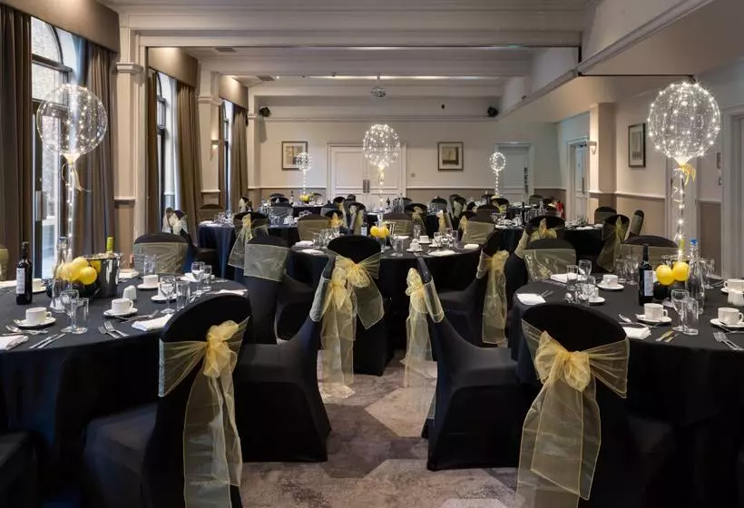 Отель Hilton York