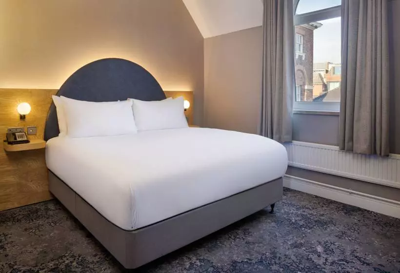 Отель Hilton York