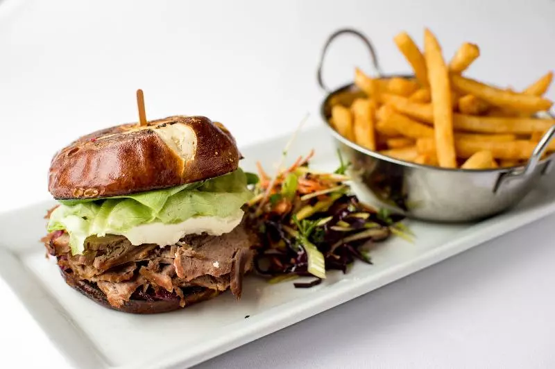 هتل Holiday Inn Montreal Longueuil, An Ihg