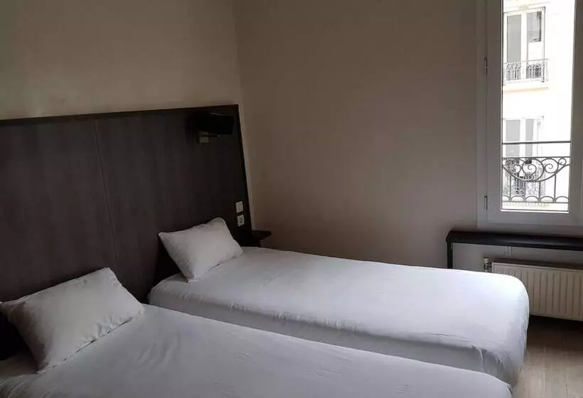 هتل Hôtel D Anjou