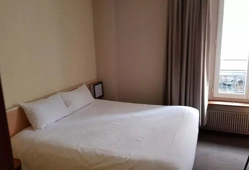 هتل Hôtel D Anjou