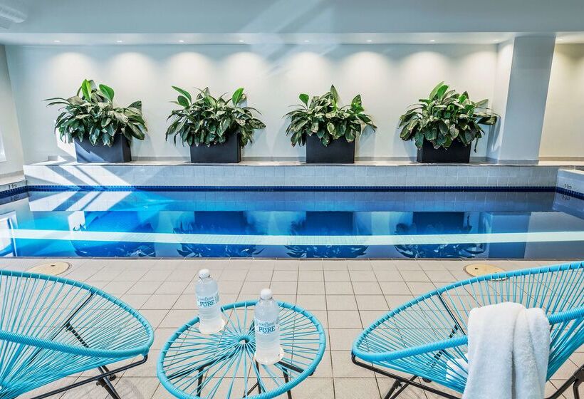 فندق Parkroyal Melbourne Airport