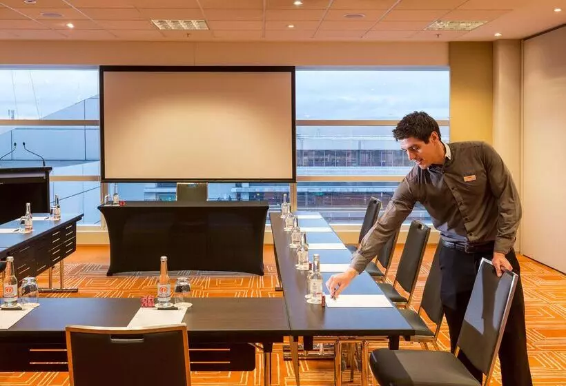 ホテル Parkroyal Melbourne Airport