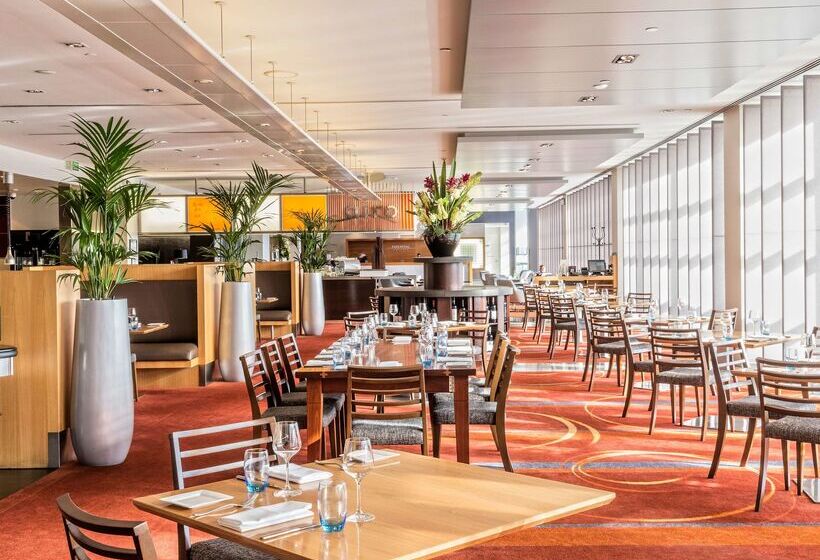 فندق Parkroyal Melbourne Airport