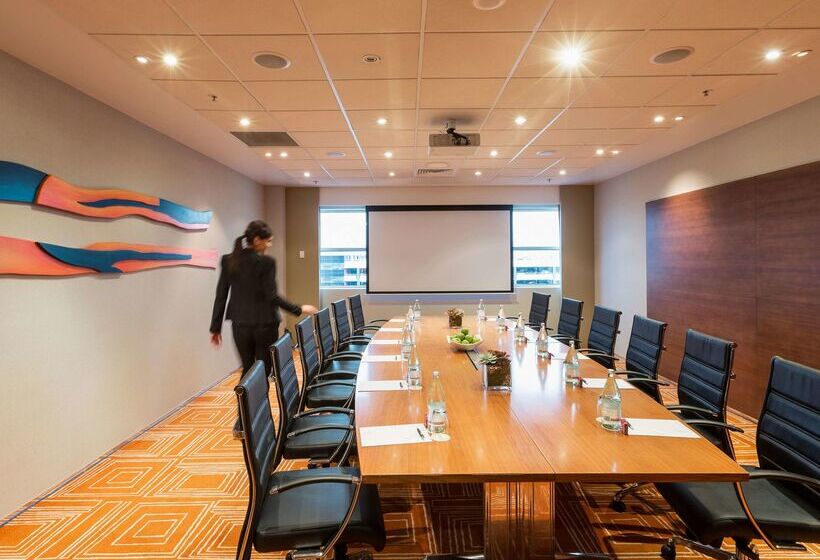 فندق Parkroyal Melbourne Airport