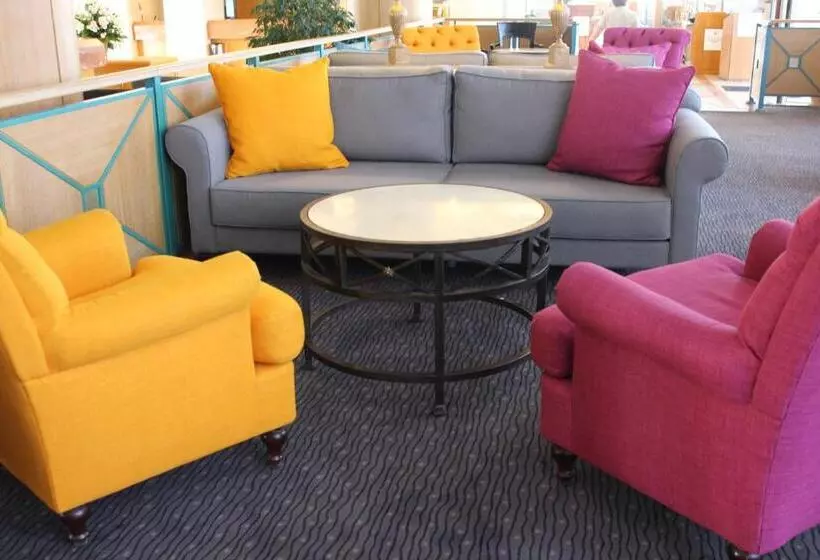 호텔 Plaza Nazareth Illit