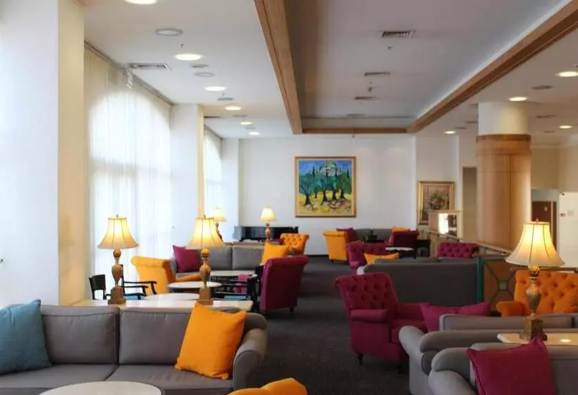 호텔 Plaza Nazareth Illit