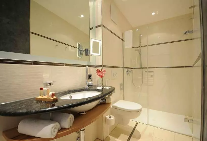 בית מלון כפרי Torbräu