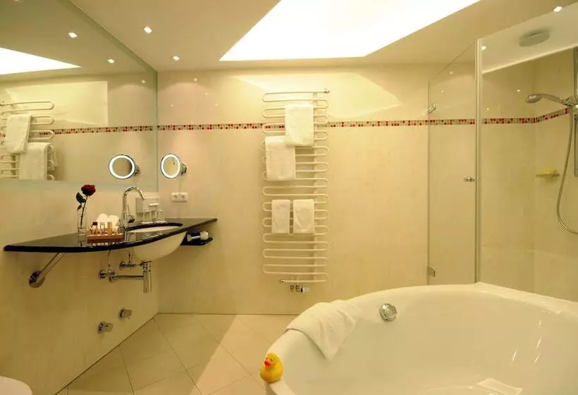 בית מלון כפרי Torbräu