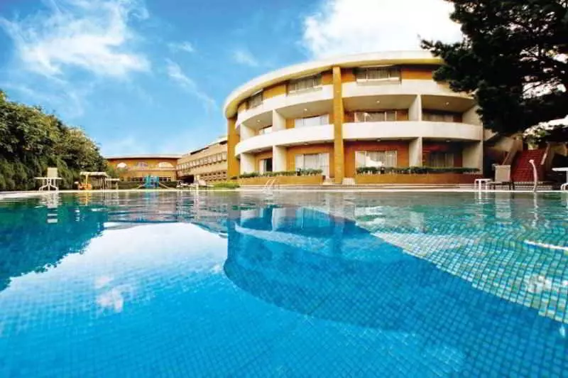 هتل Yaward Resort Taoyuan Golf & Country Club