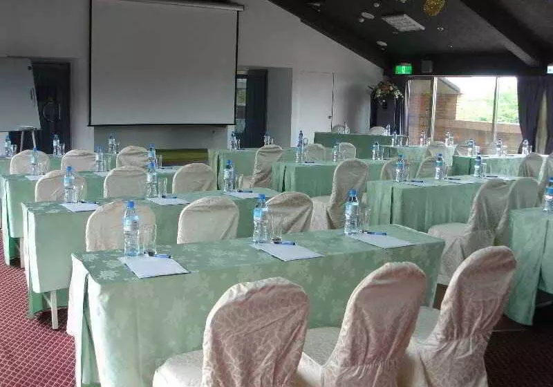 هتل Yaward Resort Taoyuan Golf & Country Club