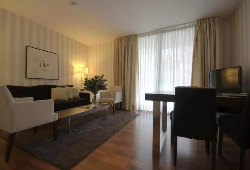 Отель Zenit Borrell