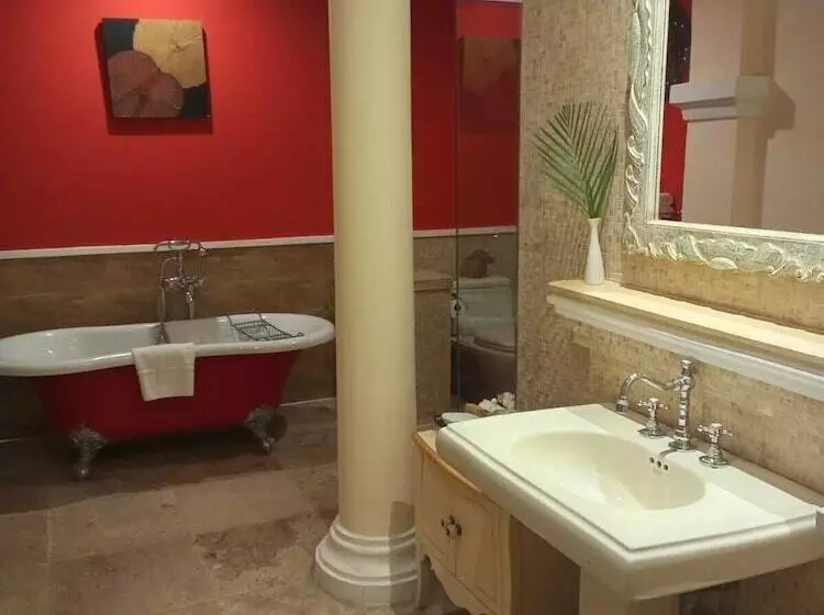 אתר נופש Villa Santi