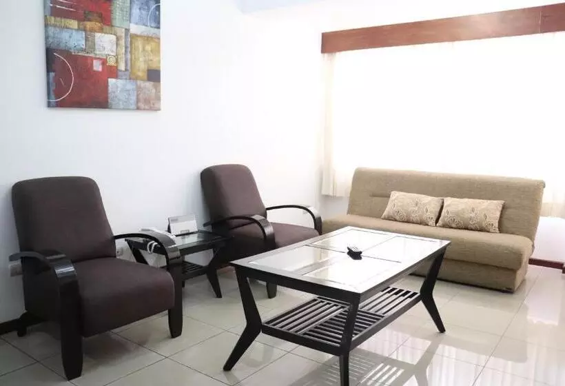 Suites Jardin Imperial