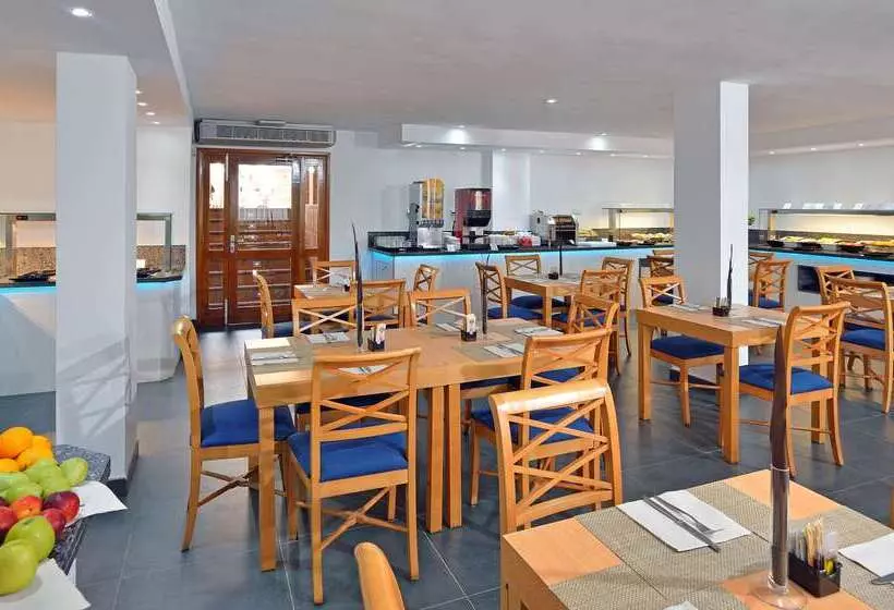 Apartamentos Cala d'Or Park