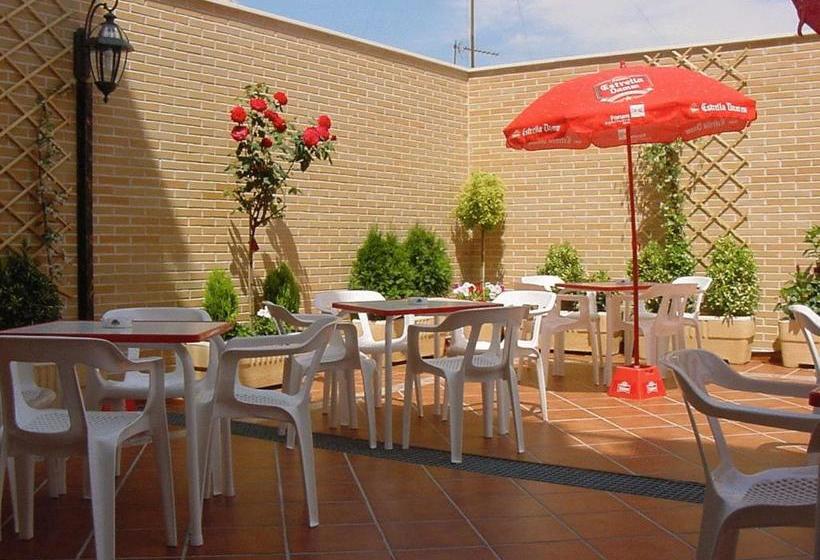 Hostal Toledano Victoria