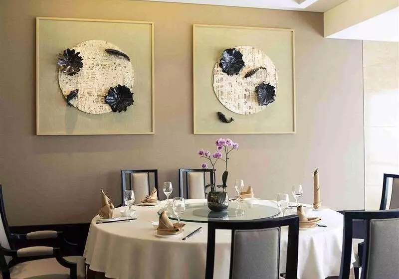 Отель Beijing Oriental Mingyue