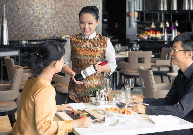 Отель Beijing Oriental Mingyue