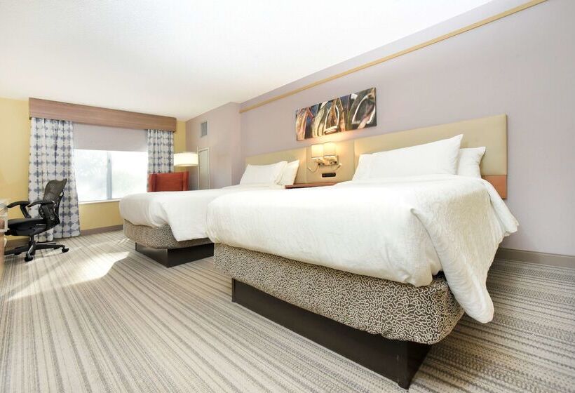 فندق Hilton Garden Inn Saratoga Springs