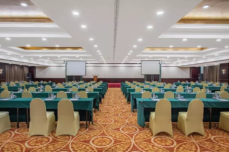 هتل Holiday Inn Beijing Chang An West, An Ihg