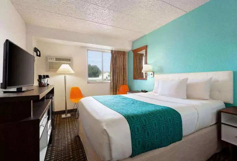 هتل Howard Johnson By Wyndham Billings